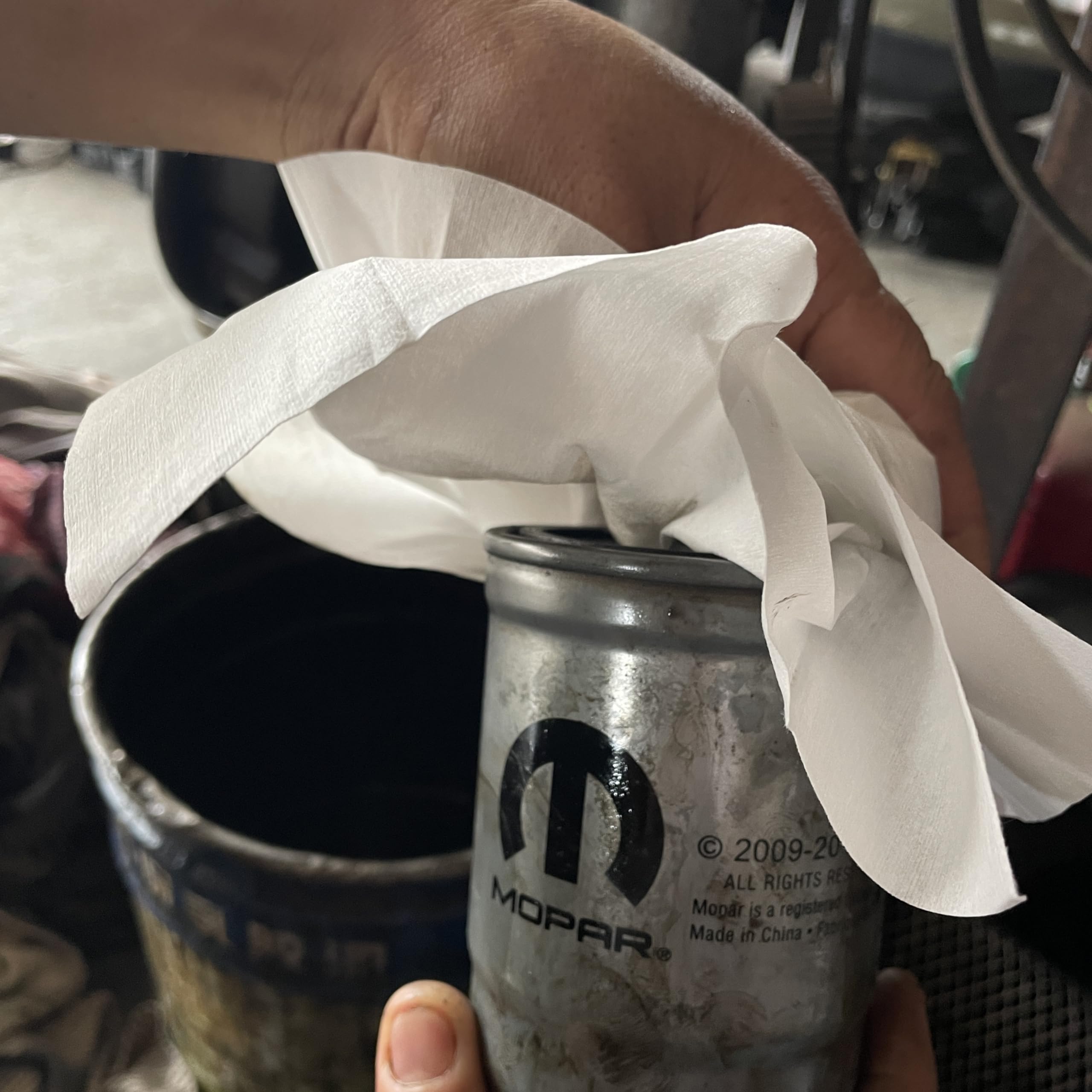 Cleanroom Wipes 10"× 12" Nonwoven Wipers White| Dust-Free Wipes Cellulose/Polyester Blend Disposable, Jumbo Roll (No.  NW0681012R -10, 5000 Wipes for 10 Rolls)