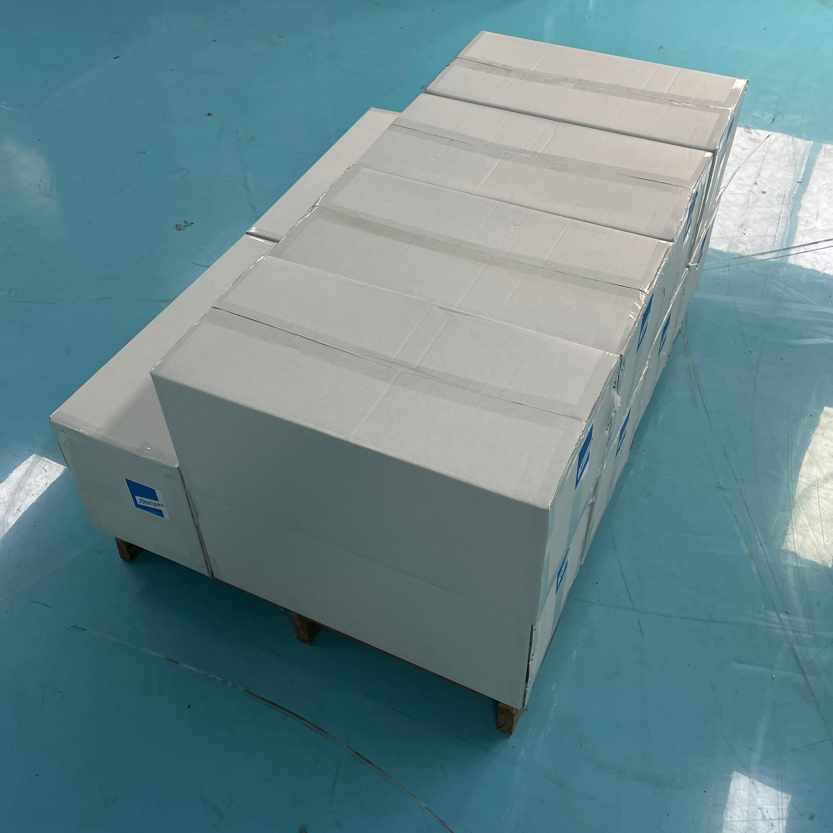 Cleanroom ESD Wipes 6"x6" Polyester ESD-Safer Cleanroom Wipers Class 100 ISO 5. (No. CE16006, 2000 Wipes / 20 Bags/Case)